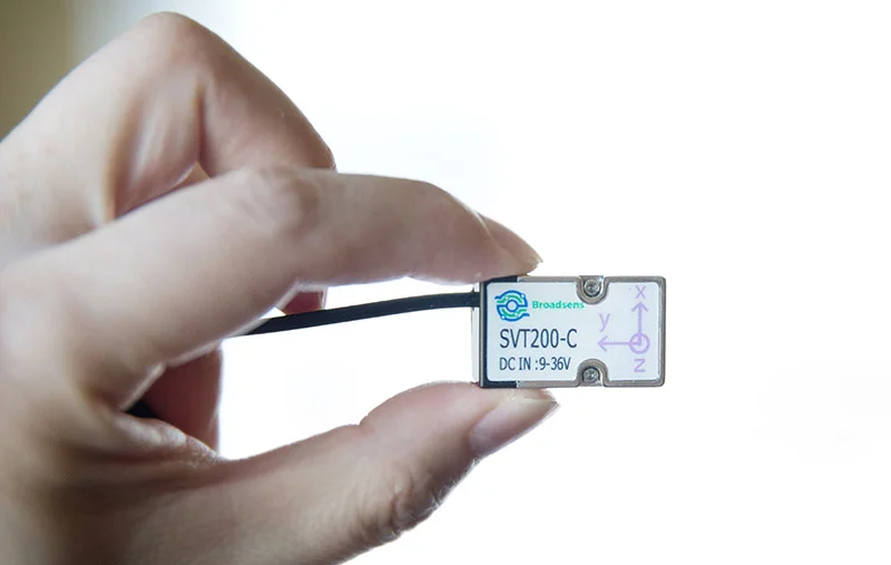 Smallest wireless vibration sensor SVT200-C SVT200-C Wireless vibration sensor with external power cable